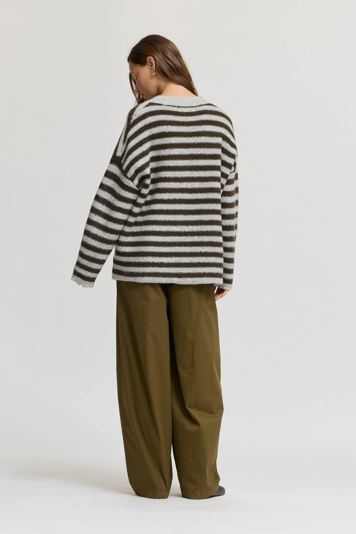 Grade & Gather - 80567 - STRIPED BUTTON UP CARDIGAN: CAROB CREAM / Contemporary / M/L