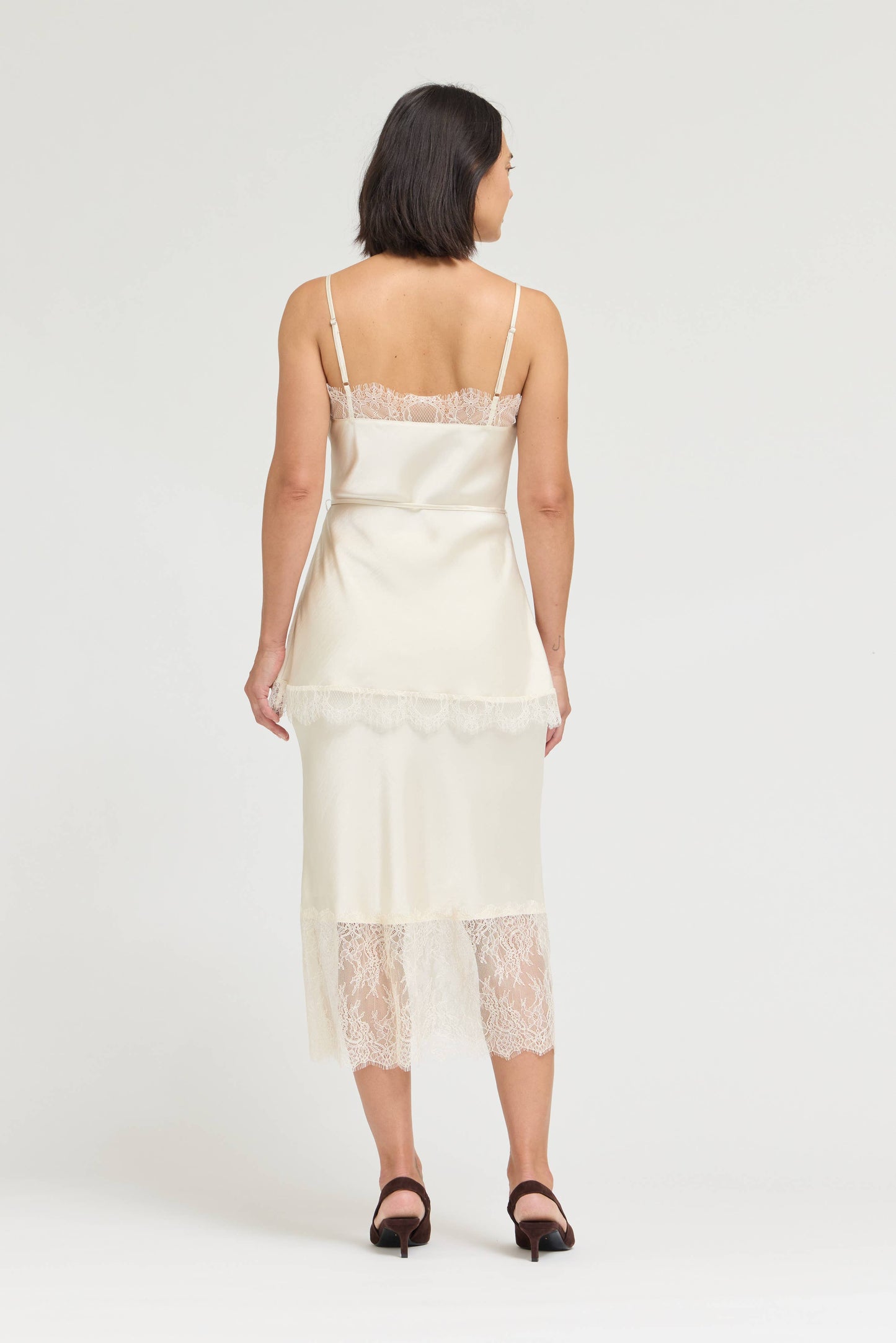 LACE TRIM SATIN TOP: CREAM