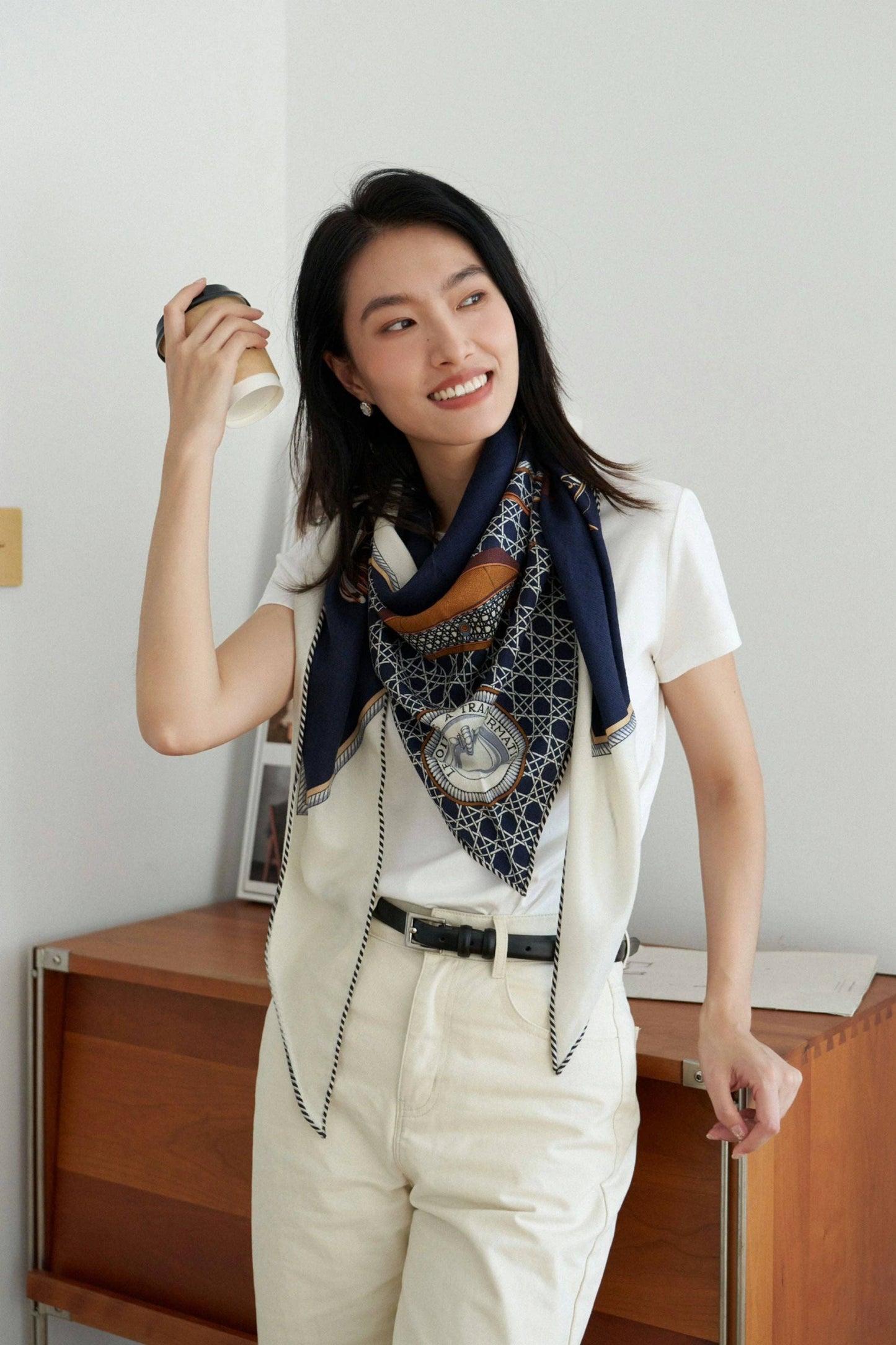 Eleanor Scarf (beige)