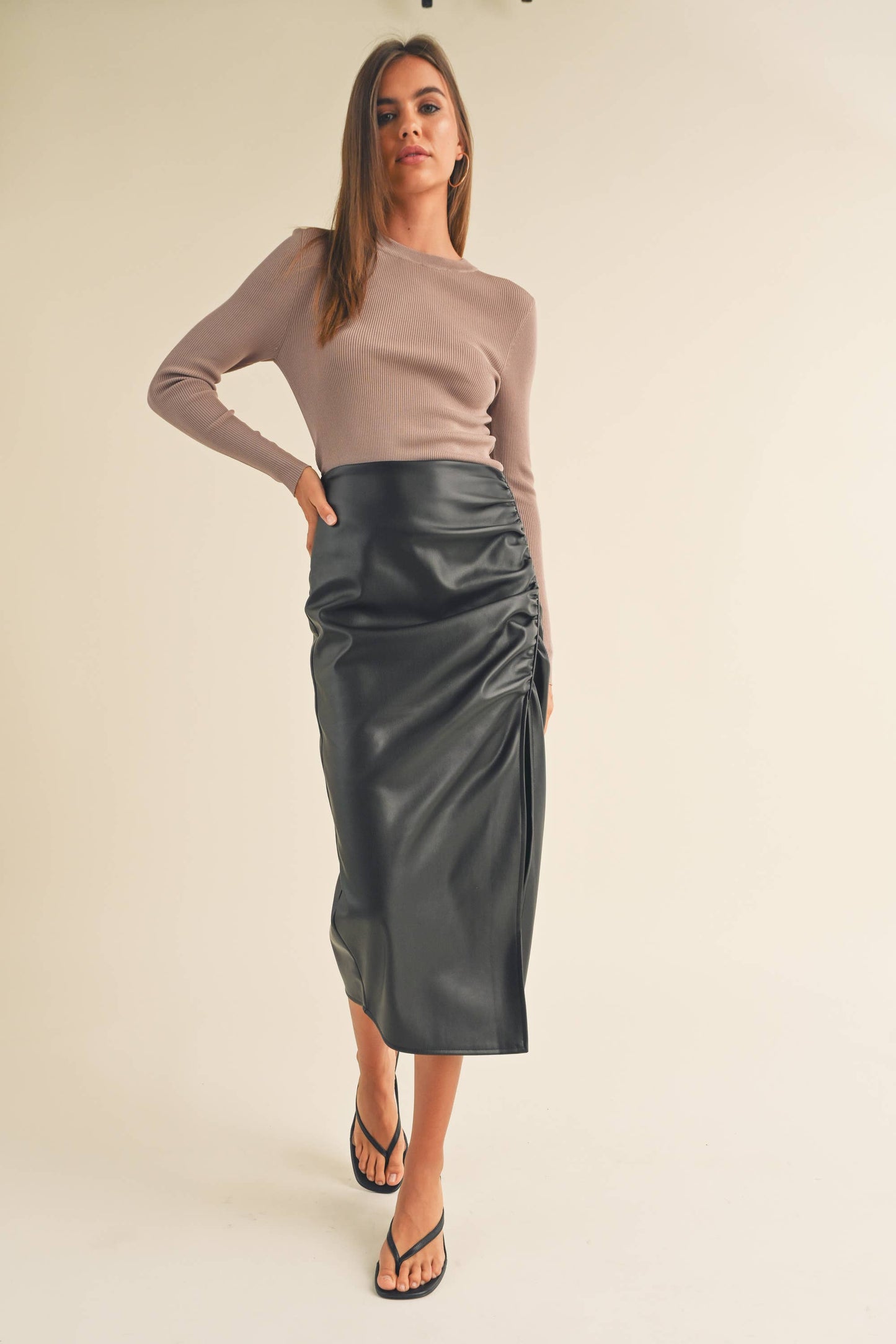 FRANKIE RIBBED LONG SLEEVE TOP: GREY MOCHA