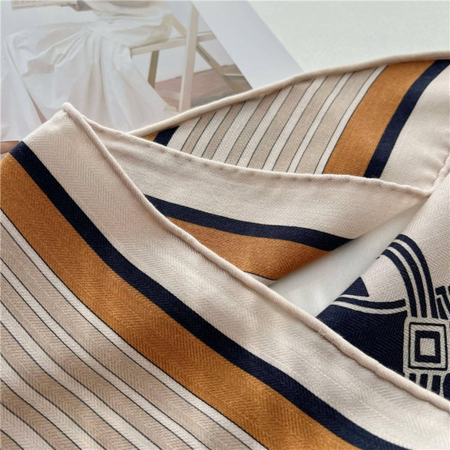 Eleanor Scarf (beige)