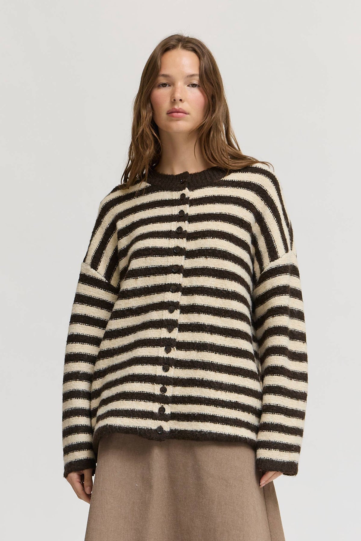 Grade & Gather - 80567 - STRIPED BUTTON UP CARDIGAN: CAROB CREAM / Contemporary / M/L