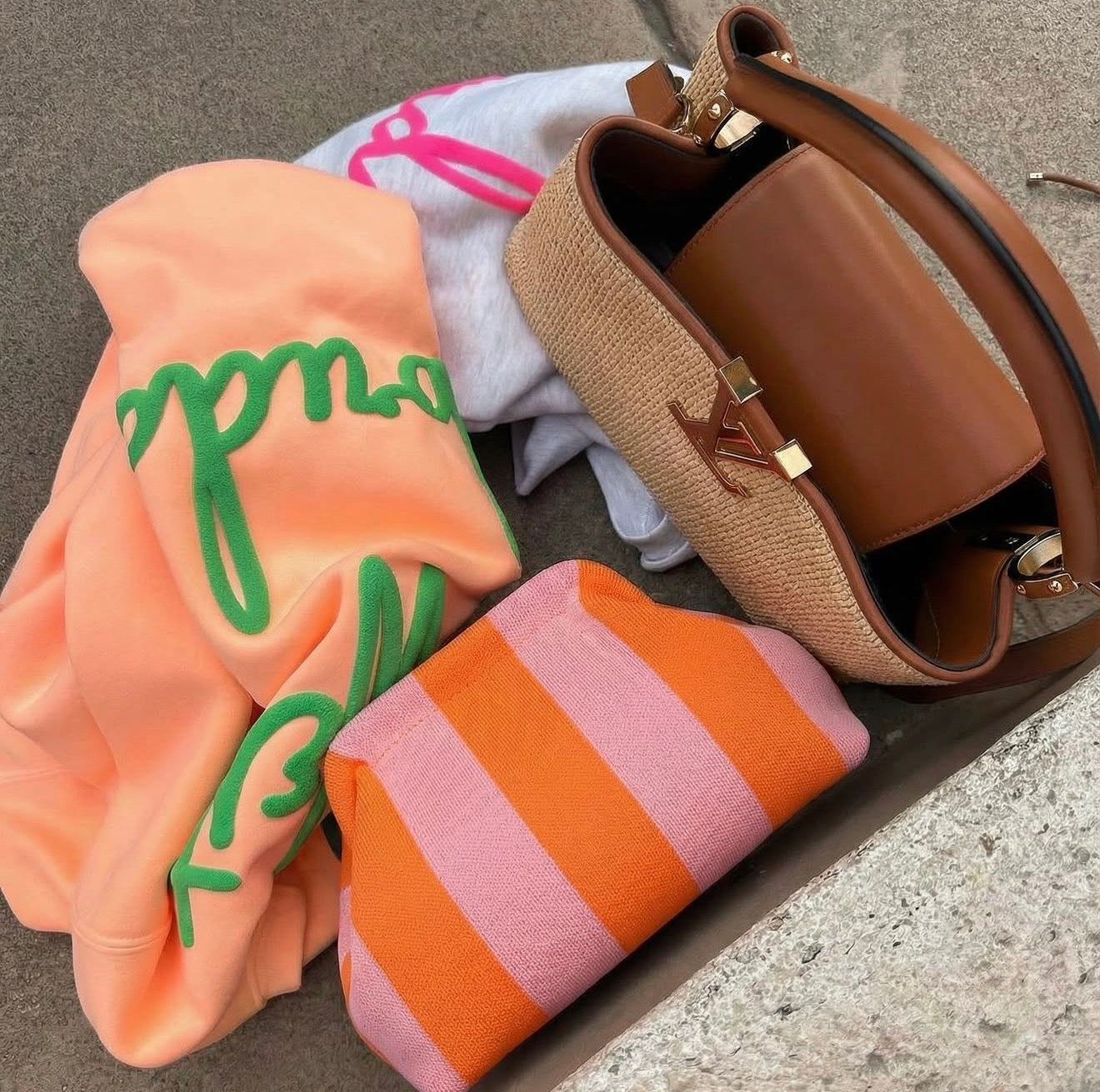 Pouch: Orange Pink