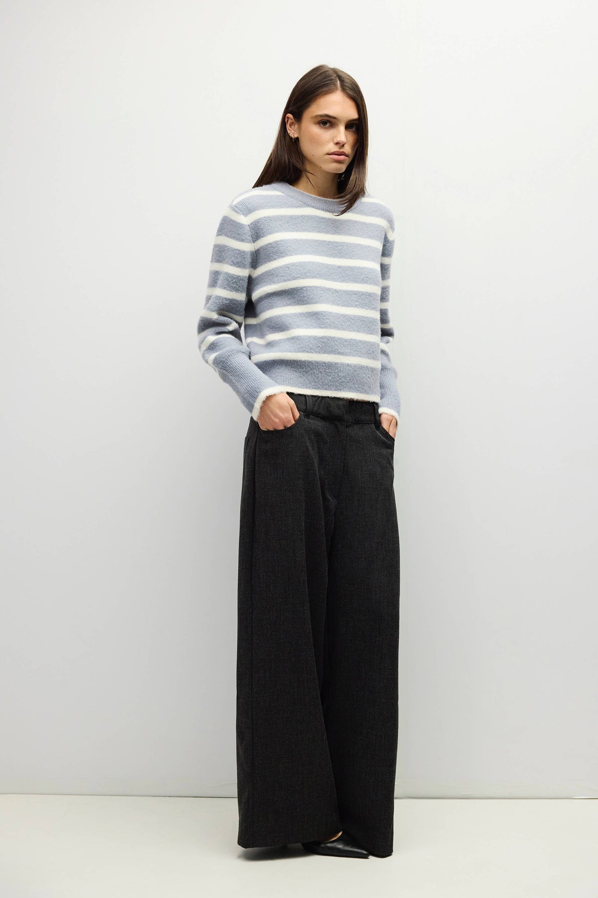 MOD REF - The Mckenzie Sweater | Striped Boucle Crewneck Sweater: Brown-Red / LARGE
