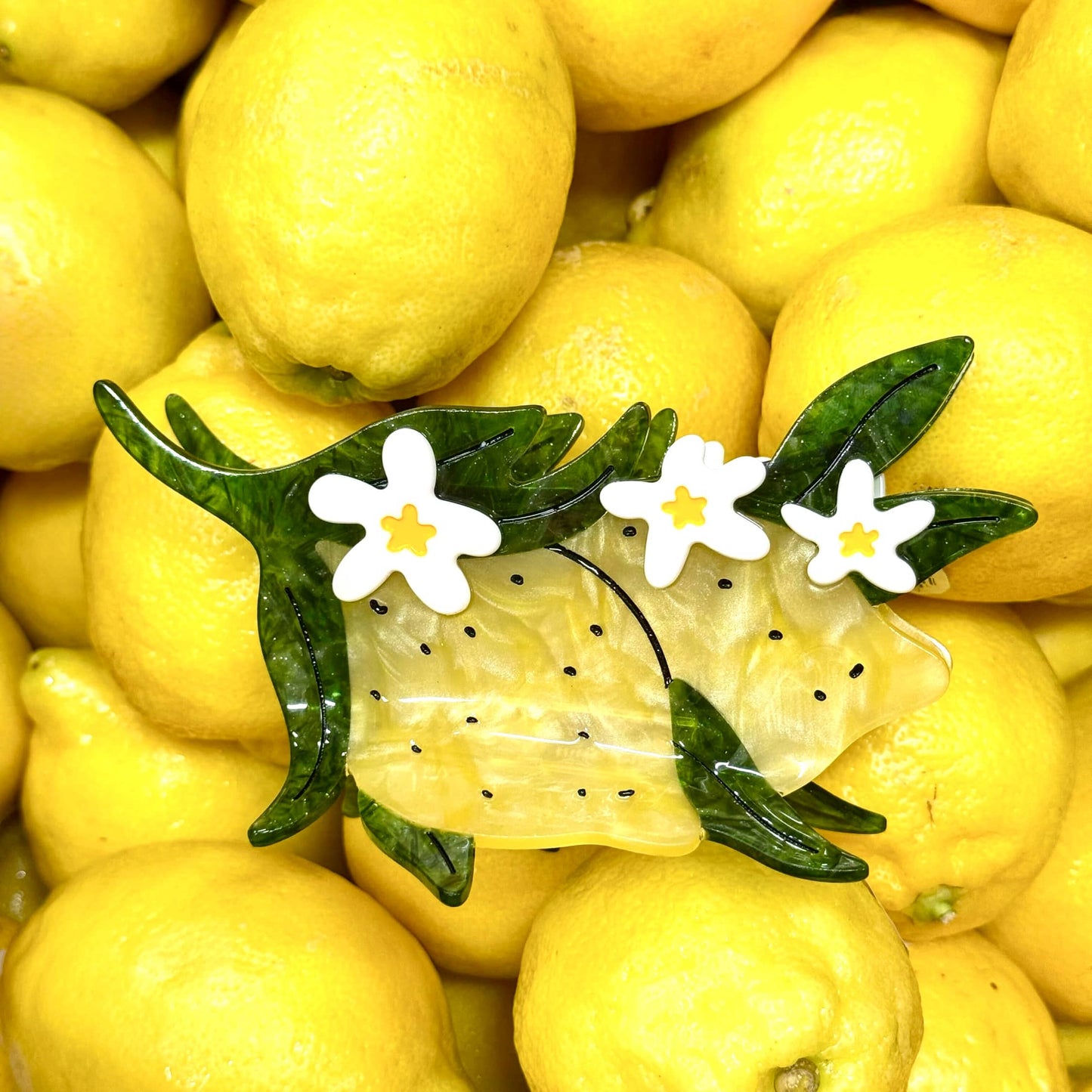 XL Lemon and Flowers Clip