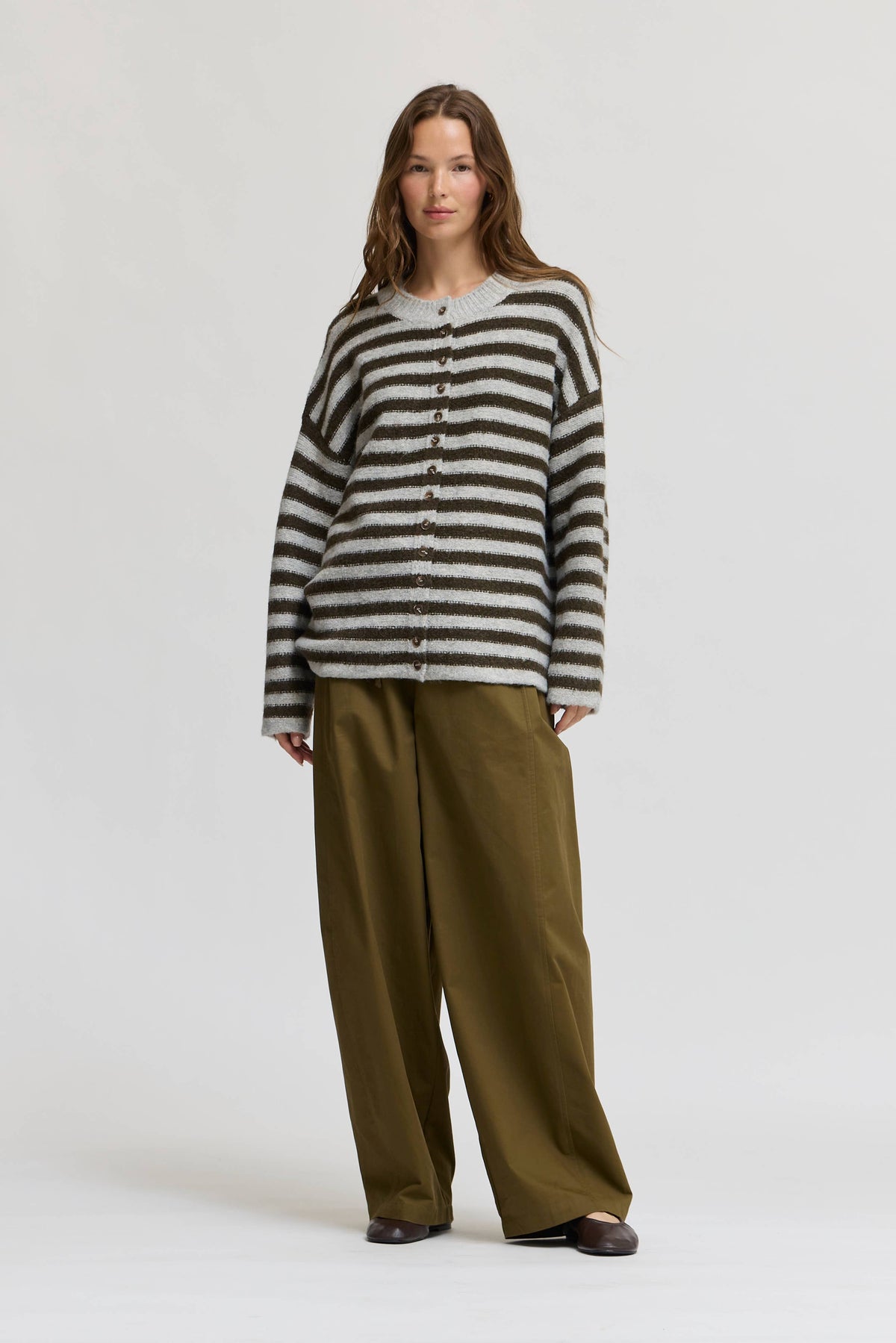 Grade & Gather - 80567 - STRIPED BUTTON UP CARDIGAN: CAROB CREAM / Contemporary / M/L