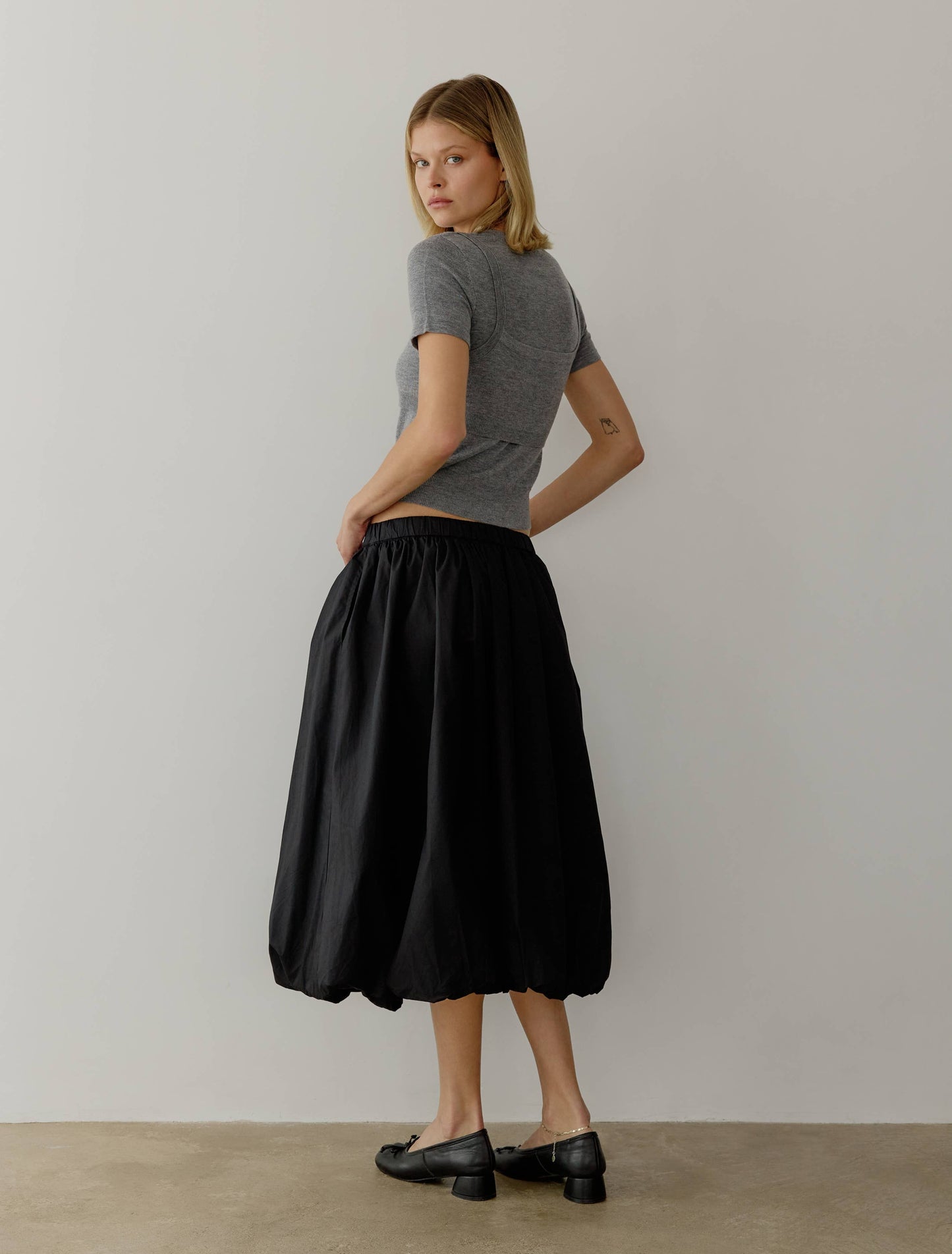 The Bella Skirt (BLACK)