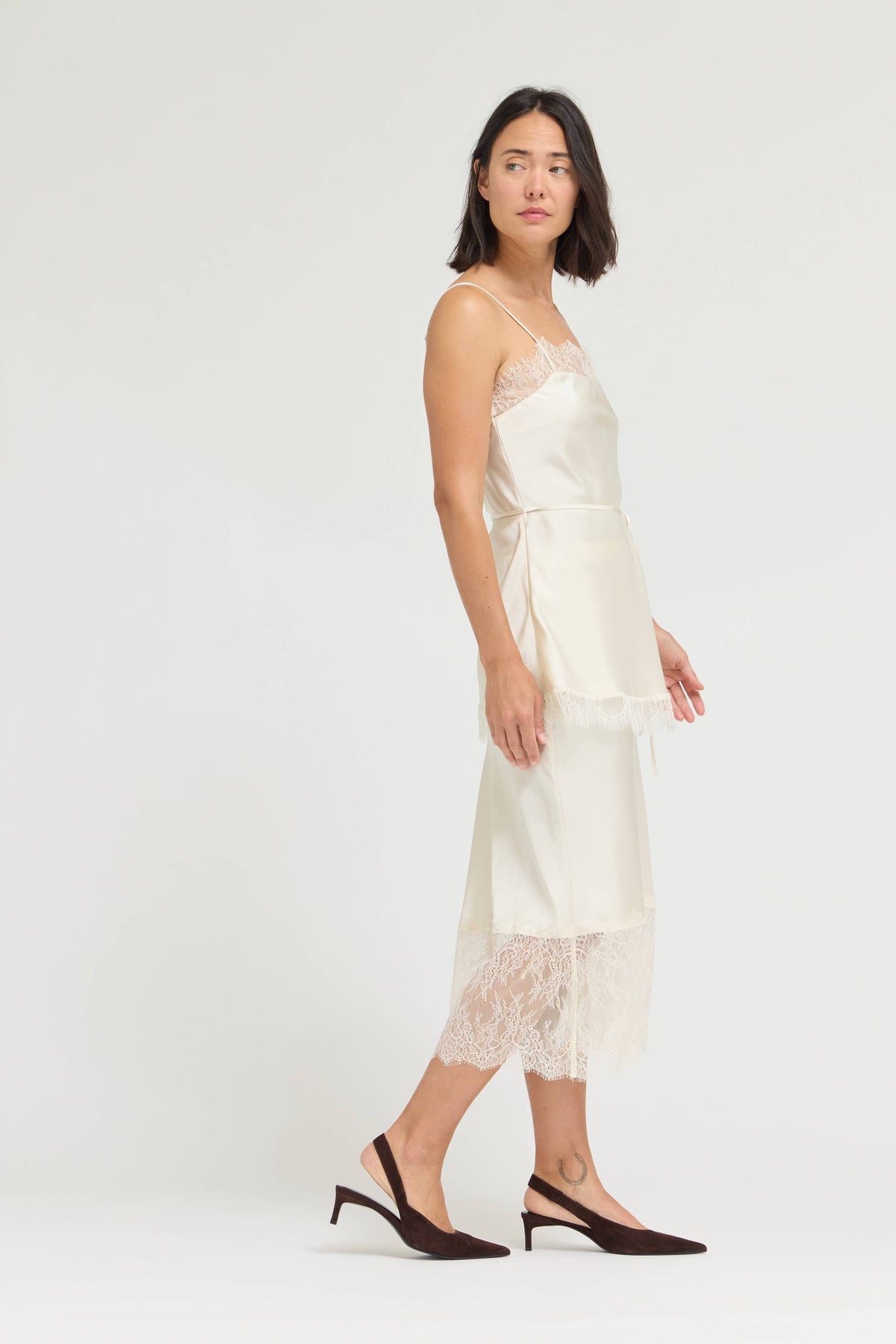 LACE TRIM SATIN TOP: CREAM