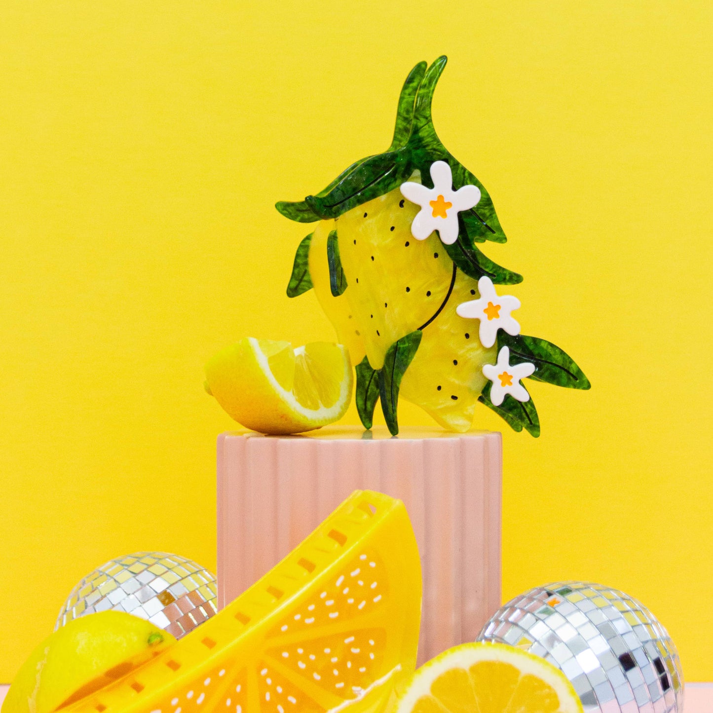 XL Lemon and Flowers Clip