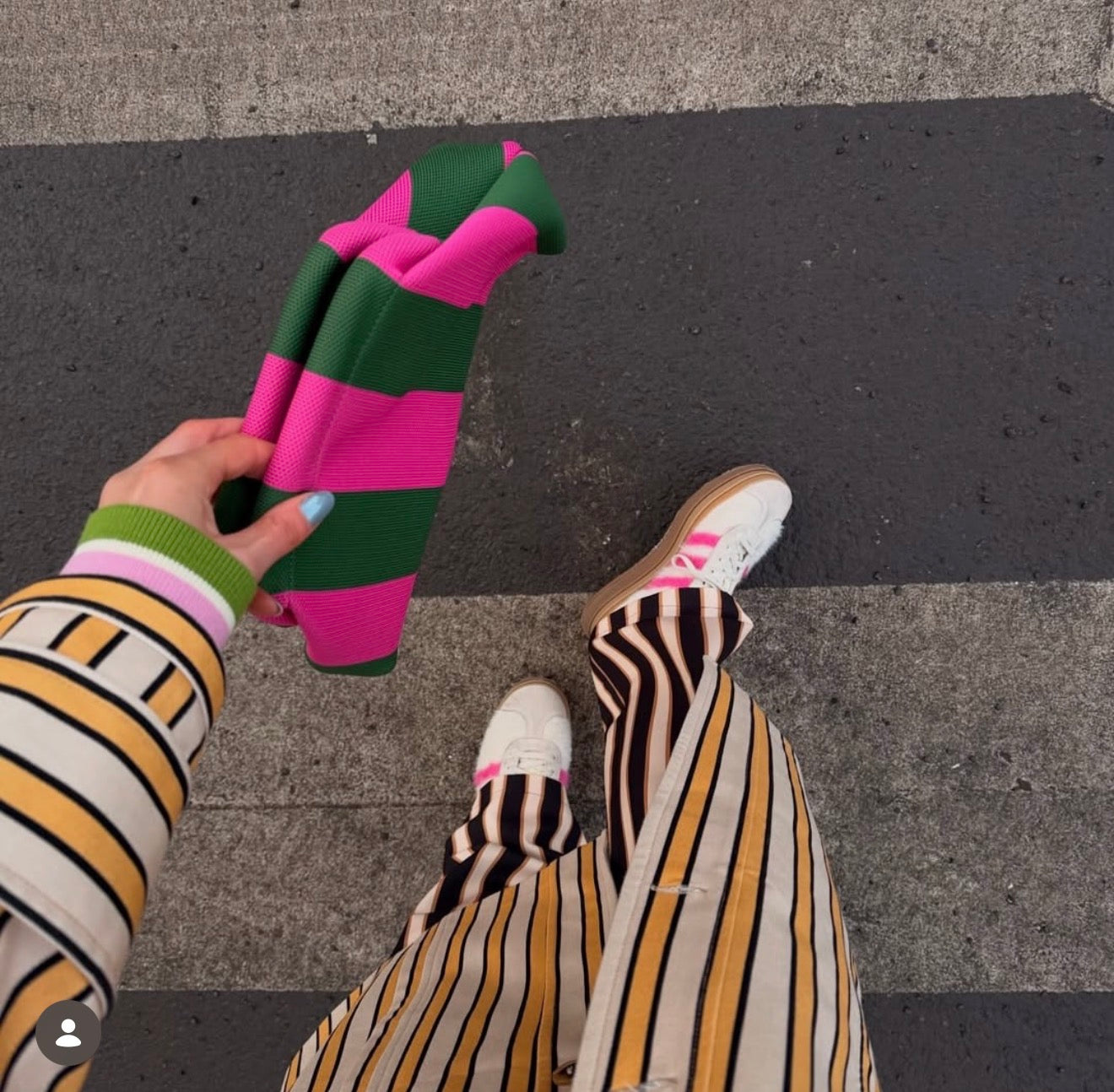 Pouch: Green Pink