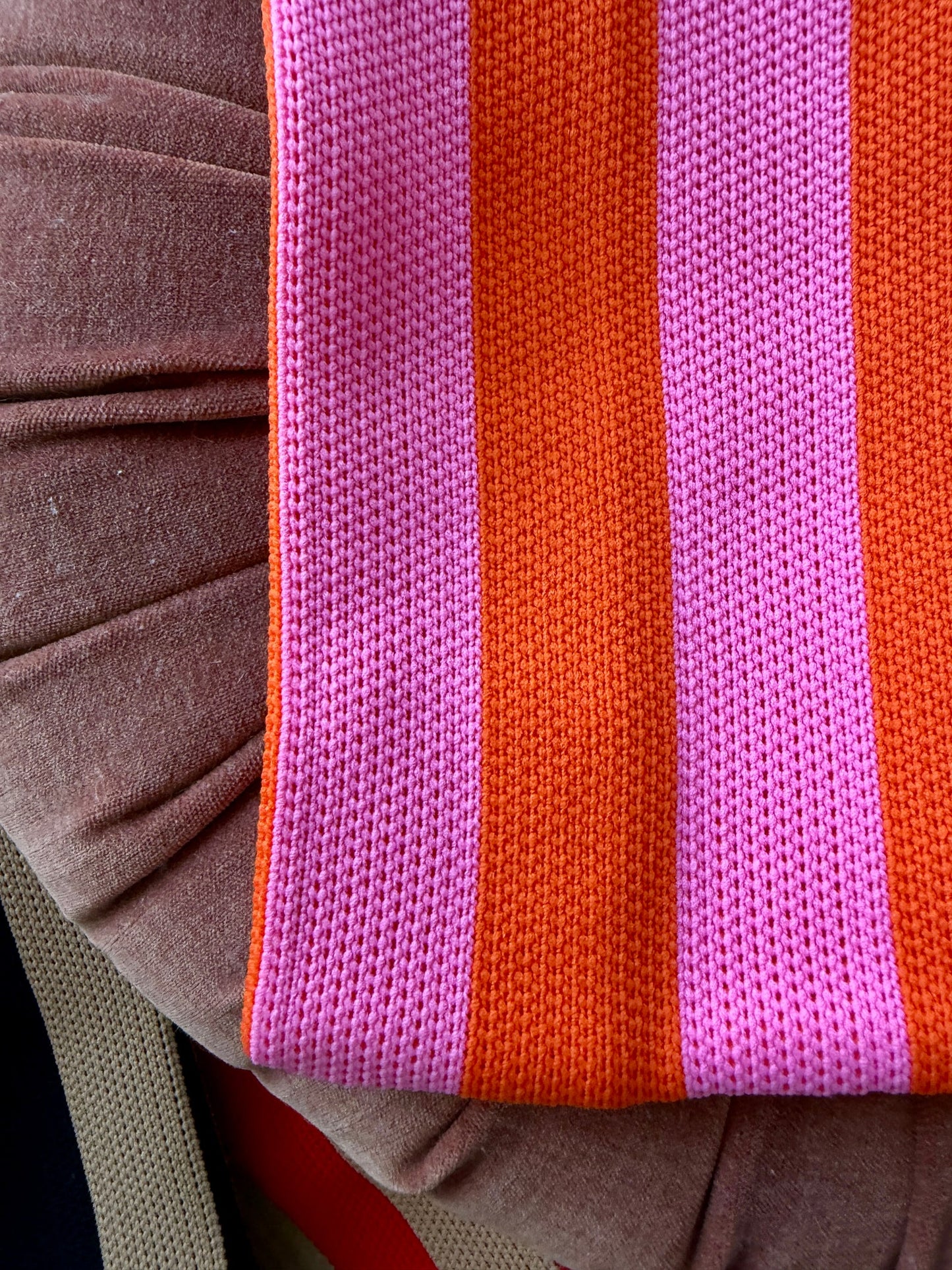 Bubblegum Knot
