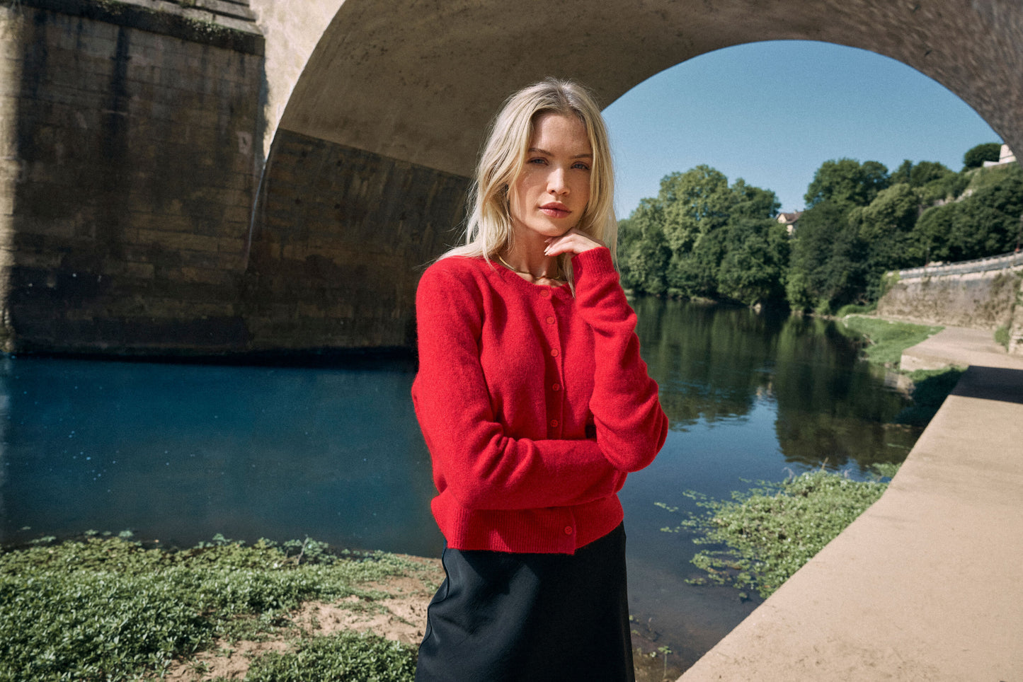 Medina Cozy Cardigan (red)