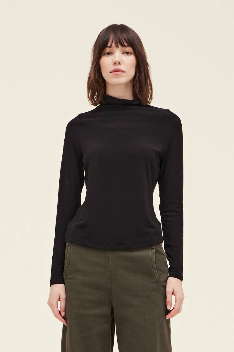 TURTLENECK TEE