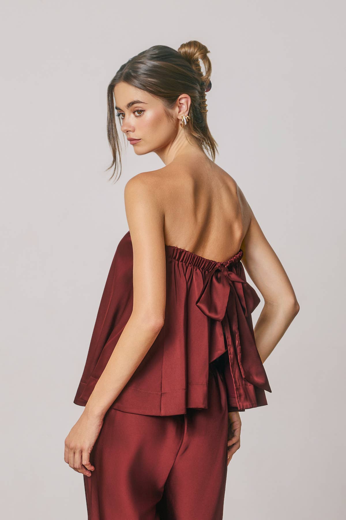 Dress Forum - Satin Strapless Bow Back Top: MIDNIGHT NAVY / S-M-L(2-2-2)