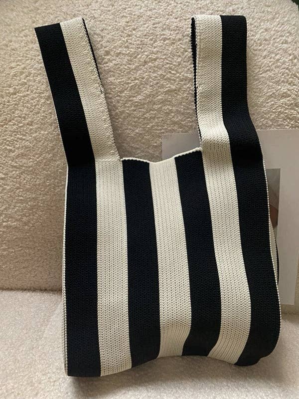 Midnight Muse Knot