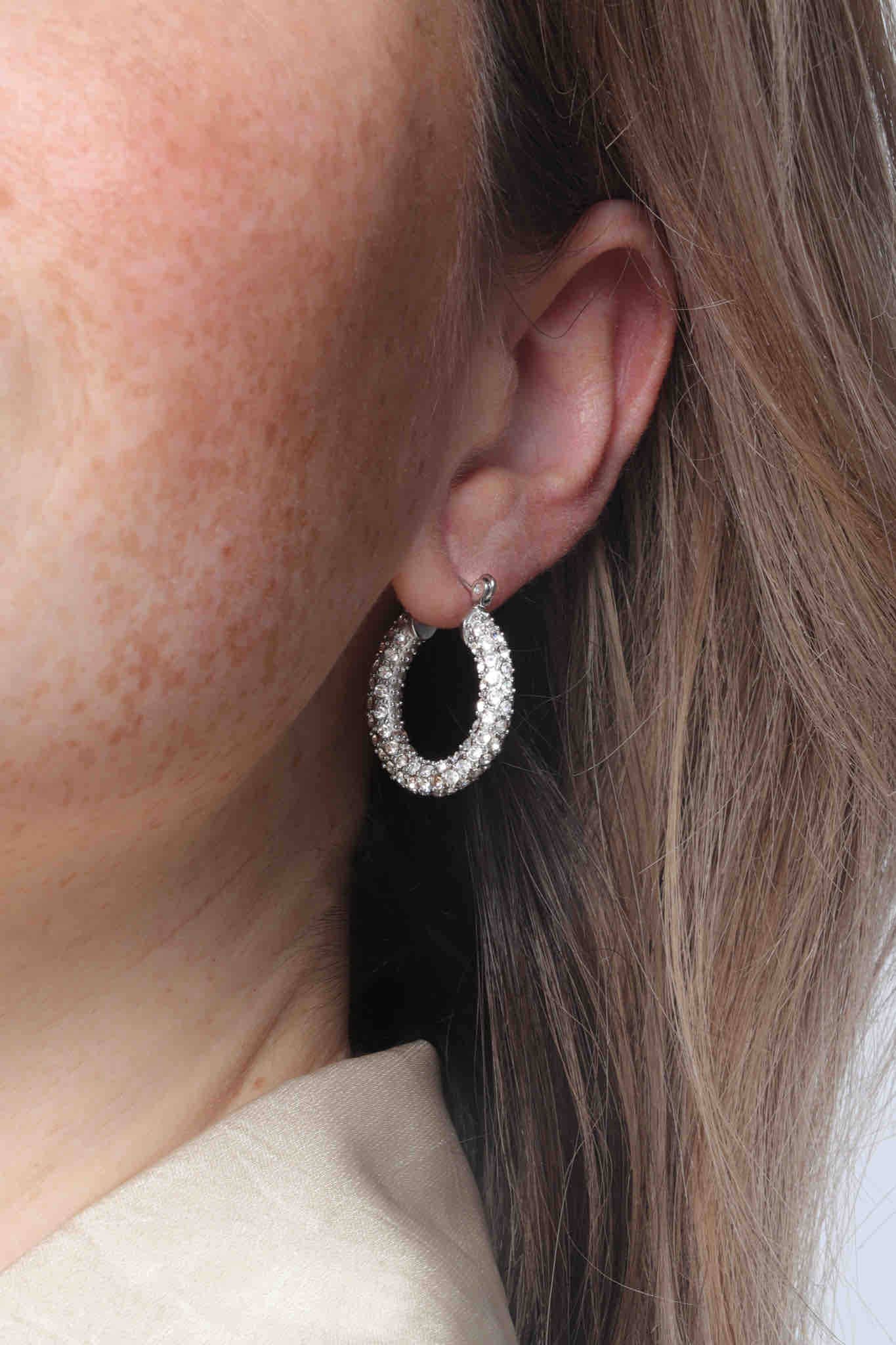 Audrey Hoops – diamond: Gold